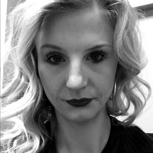 Meet your Posher, Heidi